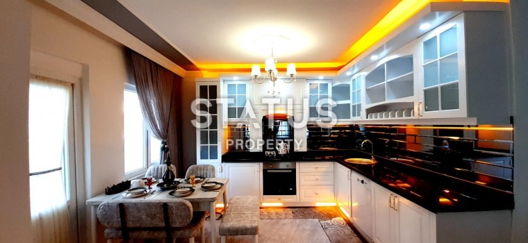 Трёхкомнатная квартира с большим балконом, 105 м2, Махмутлар, Алания. фото 1