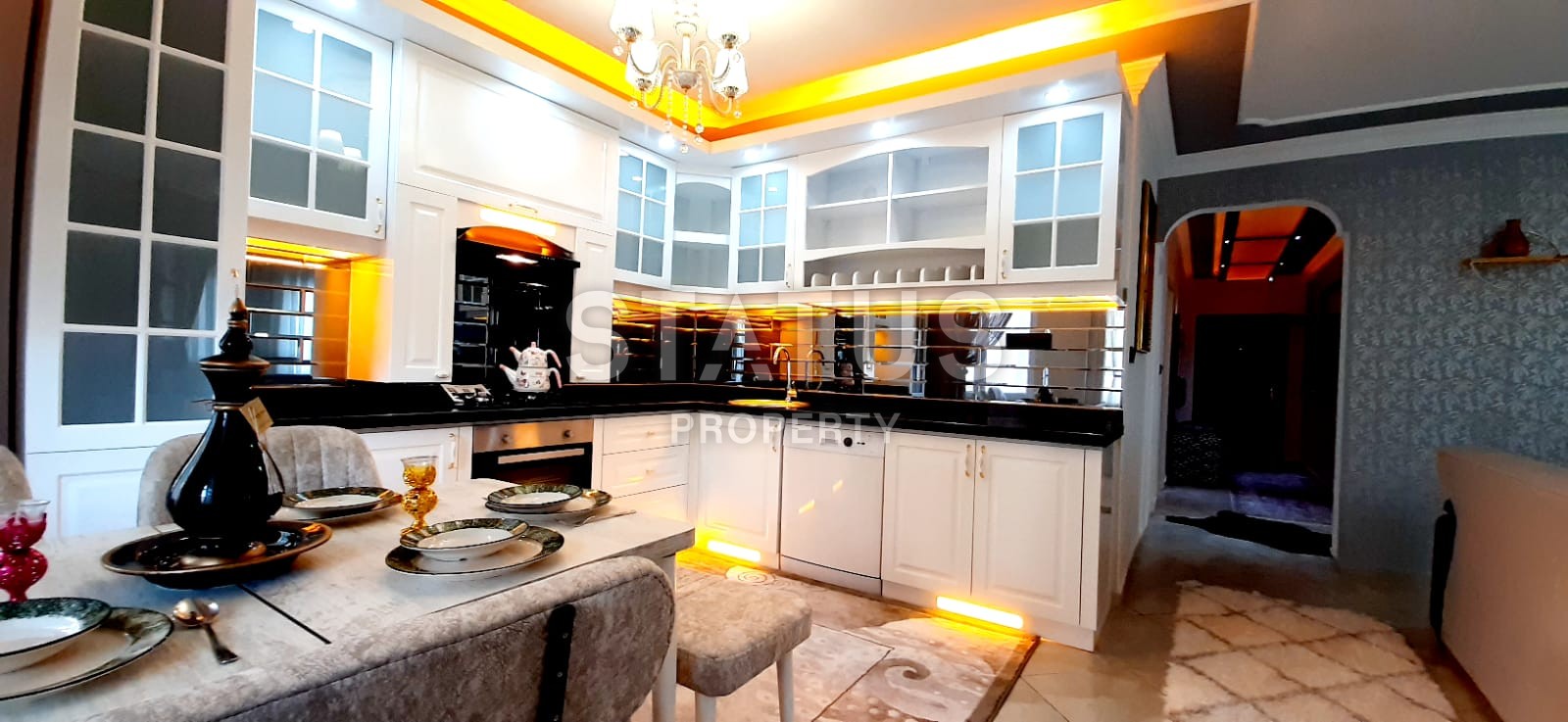 Three-room apartment with a large balcony, 105 m2, Mahmutlar, Alanya. фото 6