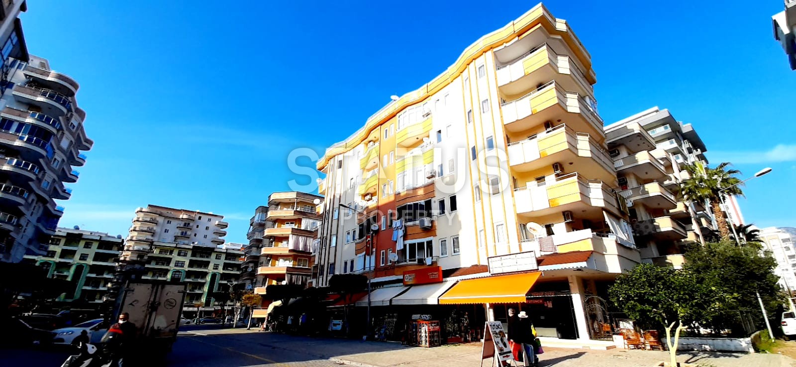 Three-room apartment with a large balcony, 105 m2, Mahmutlar, Alanya. фото 9
