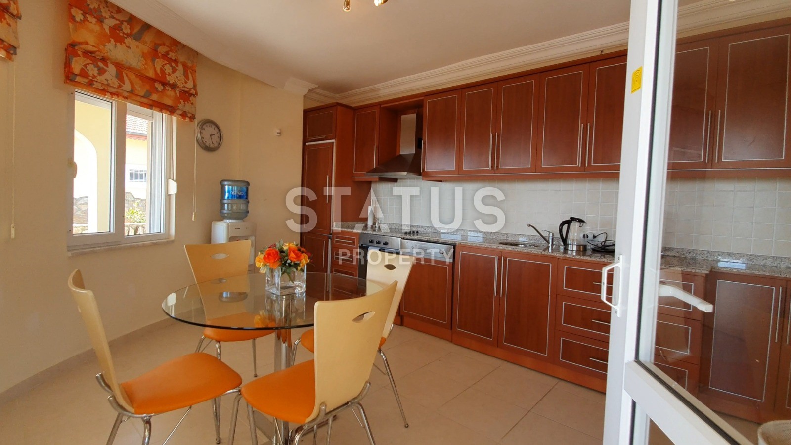 Просторная вилла 3+1 с видом на море в Кестель фото 9