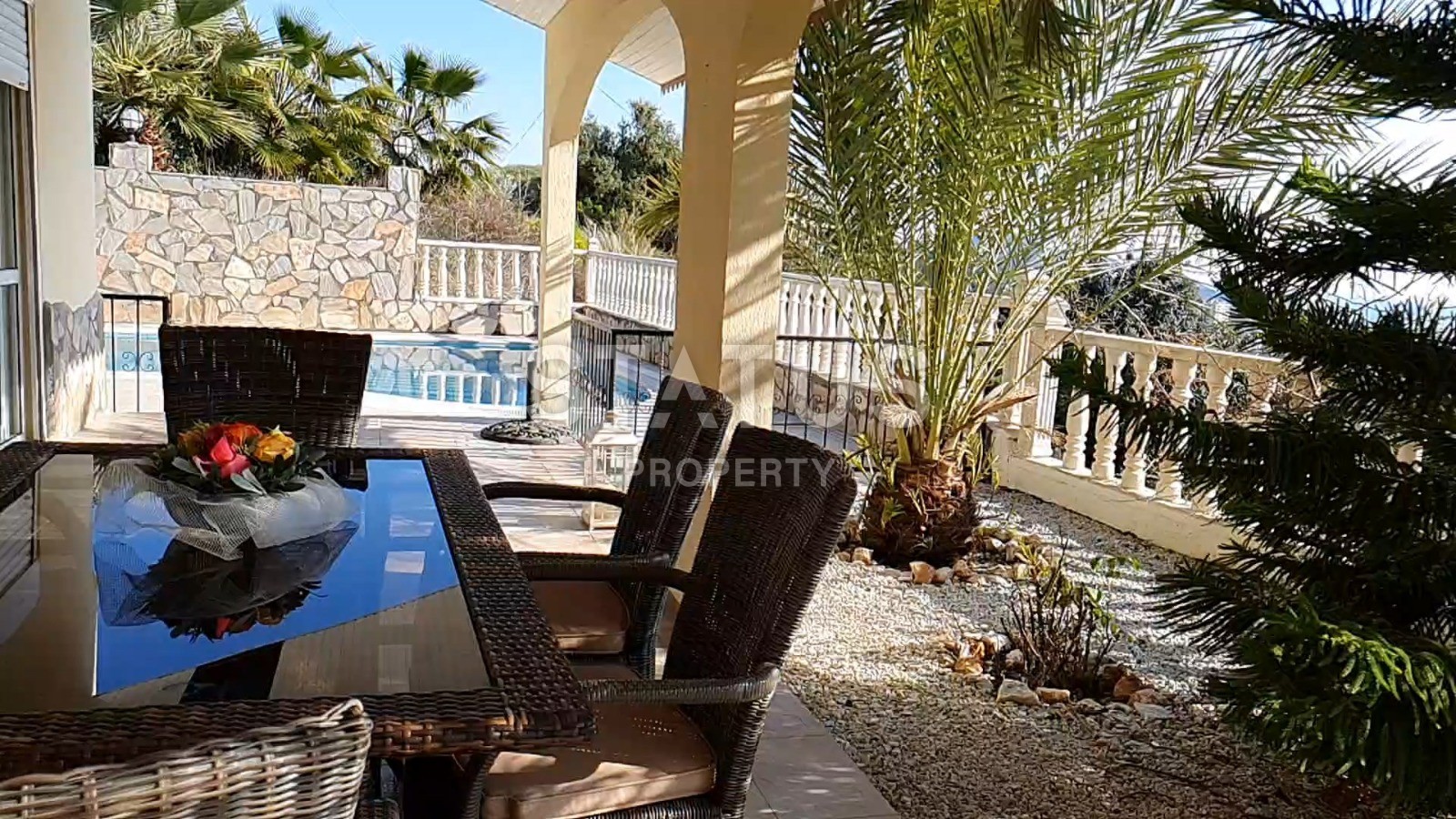 Просторная вилла 3+1 с видом на море в Кестель фото 23