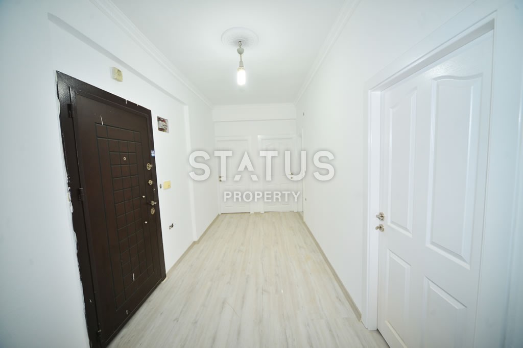 Квартира 2+1 с отдельной кухней и двумя балконами, 130 м2 в Махмутларе. фото 3