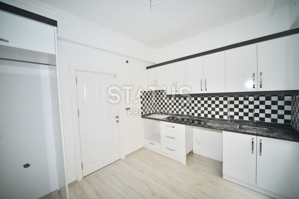 Квартира 2+1 с отдельной кухней и двумя балконами, 130 м2 в Махмутларе. фото 10