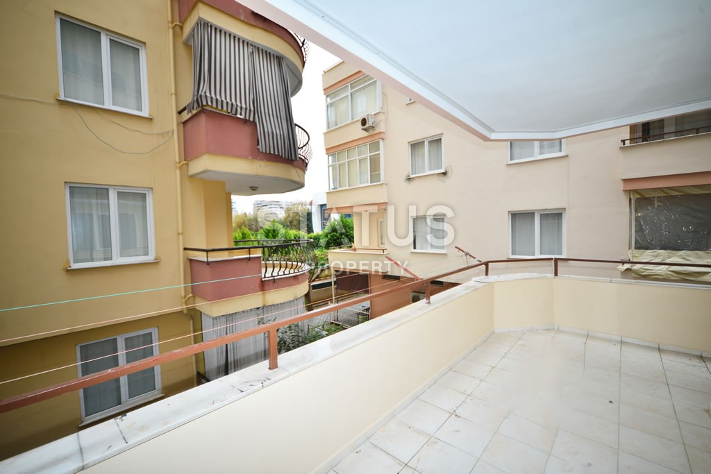 Квартира 2+1 с отдельной кухней и двумя балконами, 130 м2 в Махмутларе. фото 12