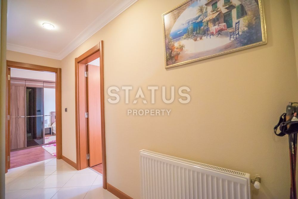 An exclusive project with a private beach in the center of Alanya. Exclusive prices! First line! фото 8