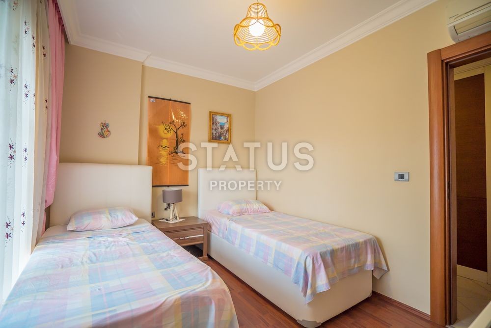 An exclusive project with a private beach in the center of Alanya. Exclusive prices! First line! фото 12