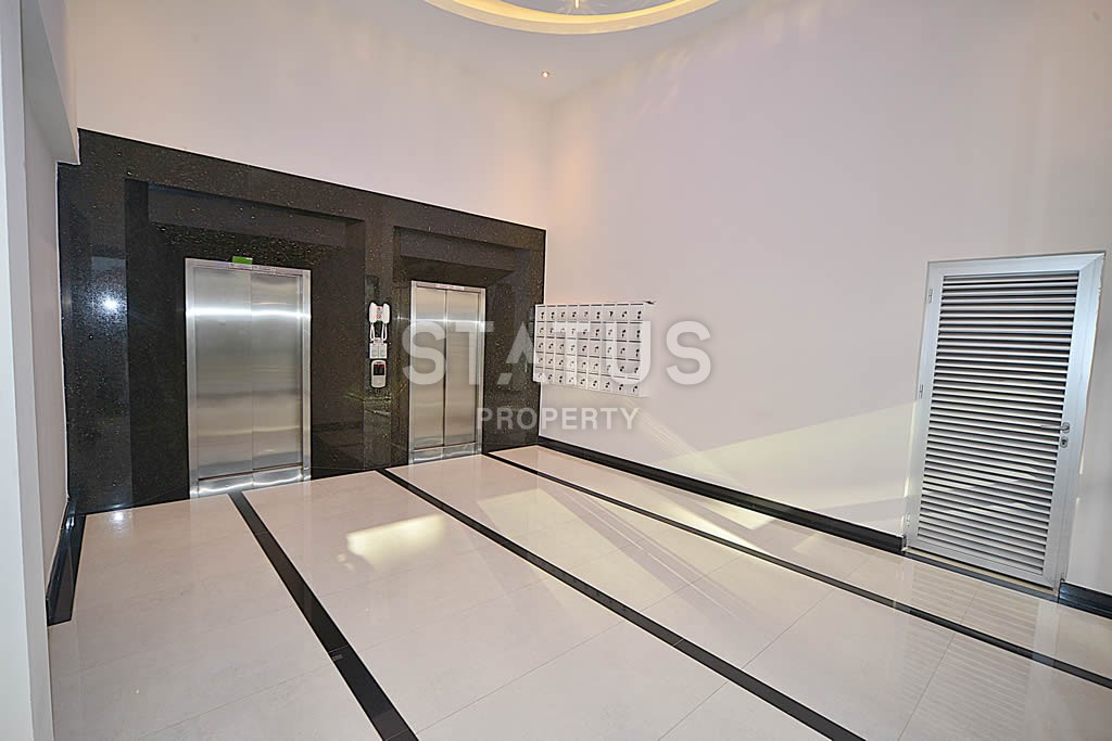 Меблированная квартира 3+1 с отдельной кухней в самом центре Махмутлара, 150 м2 фото 12