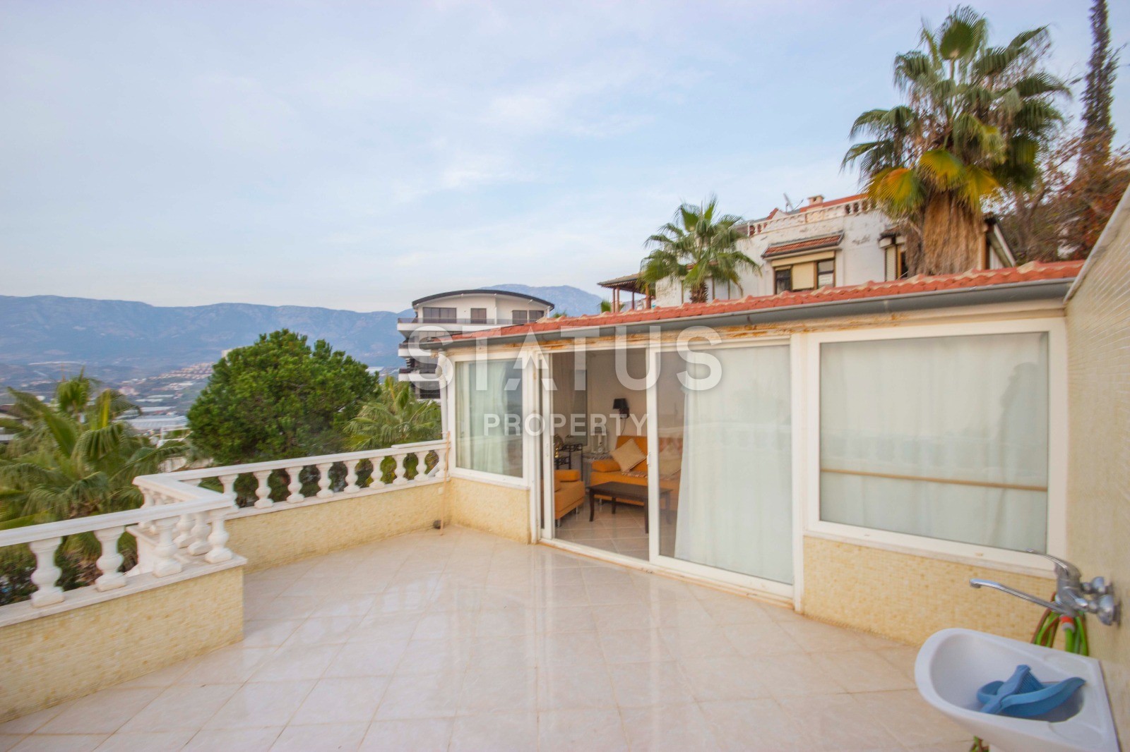 Villa 3+1 in a complex with a swimming pool and a green area, 140 m2. Kargicak, Alanya. фото 21