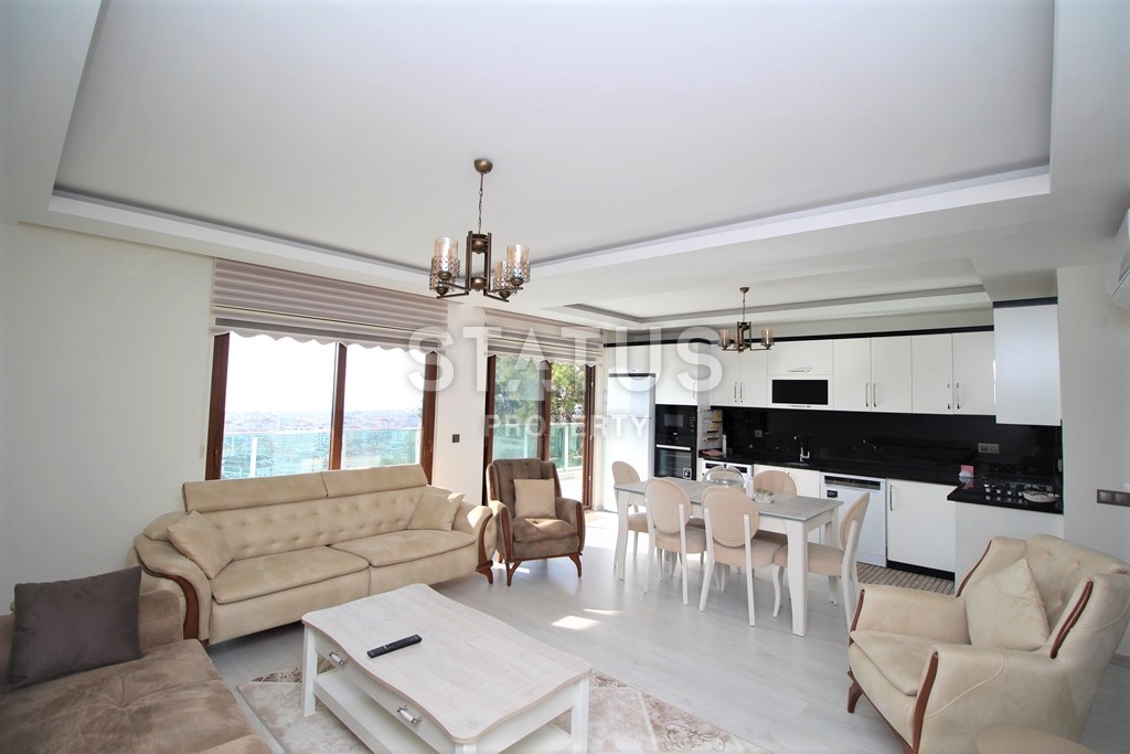 Апартаменты с шикарным видом на море, город и крепость Кале в центре города, 170 м2 фото 4