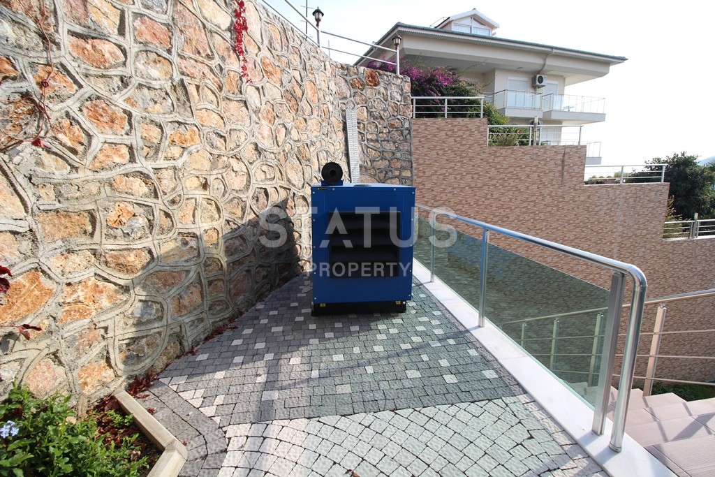 Апартаменты с шикарным видом на море, город и крепость Кале в центре города, 170 м2 фото 30