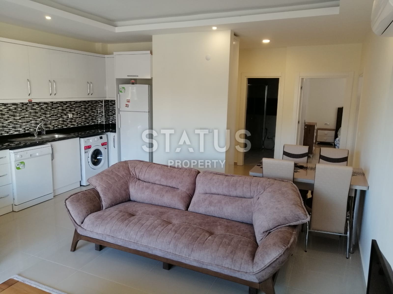 Трехкомнатная квартира на ул. Барбаросса, 100 м2 фото 28