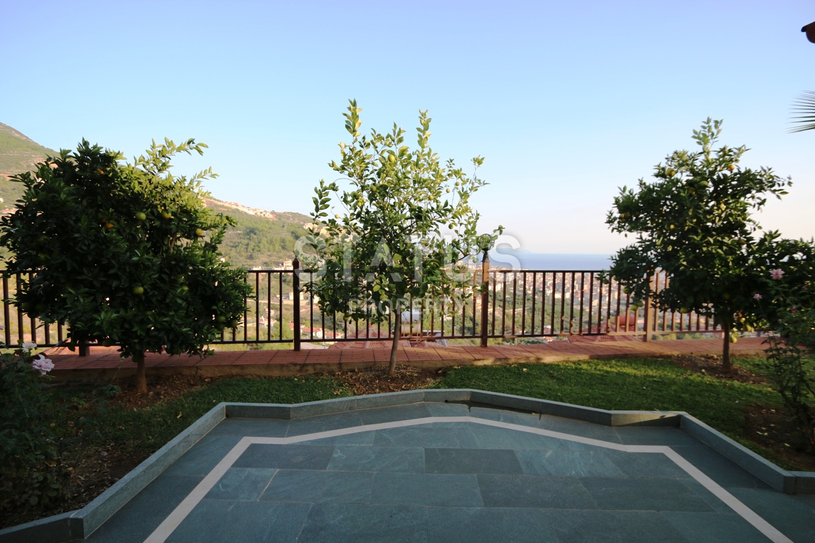 Потрясающая вилла с видом на Средиземное море и всю Алании. 230 кв.м. фото 27