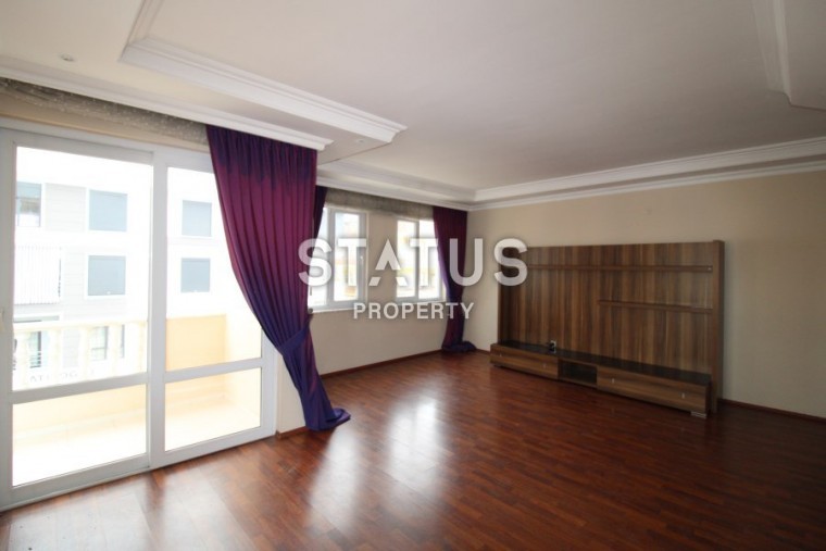 Просторные апартаменты 3+1 в районе Клеопатры, 150 м2. фото 1
