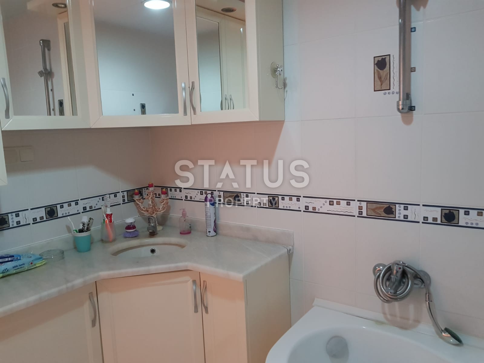 Трехкомнатная квартира в добротном комплексе в Махмутларе с видом на море, 120 м2 фото 8