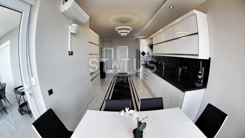 Двух уровневый пентхаус 5+1 с панорамным видом на море и горы, 320 м2. Махмутлар, Алания. фото 18