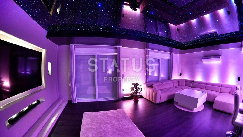 Двух уровневый пентхаус 5+1 с панорамным видом на море и горы, 320 м2. Махмутлар, Алания. фото 27