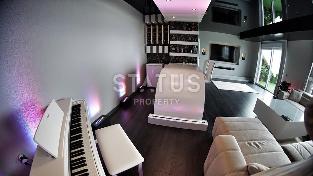 Двух уровневый пентхаус 5+1 с панорамным видом на море и горы, 320 м2. Махмутлар, Алания. фото 52