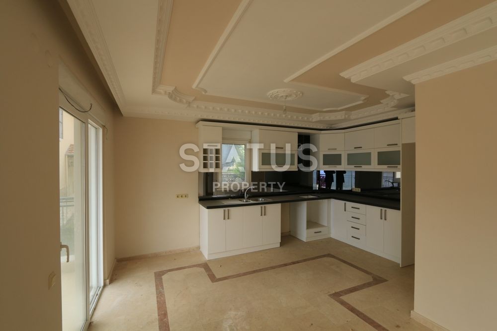 Вилла с частным бассейном в центральной части Алании 240 кв.м. фото 13