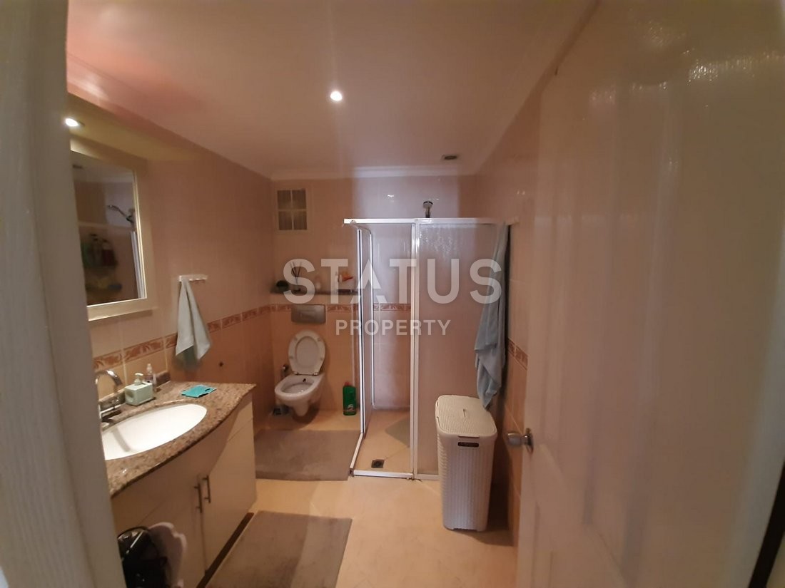 Просторные апартаменты 2+1 недалеко от моря в районе Махмутлар,120 м2. фото 13