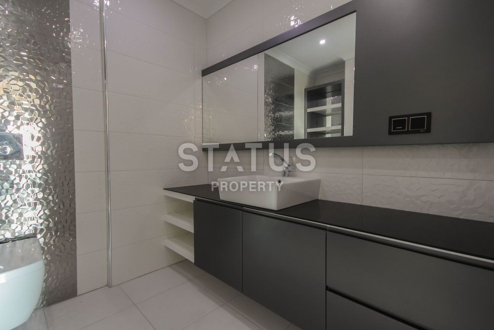 Трехкомнатная квартира с прямым видом на море на первой линии, 120 м2 фото 9