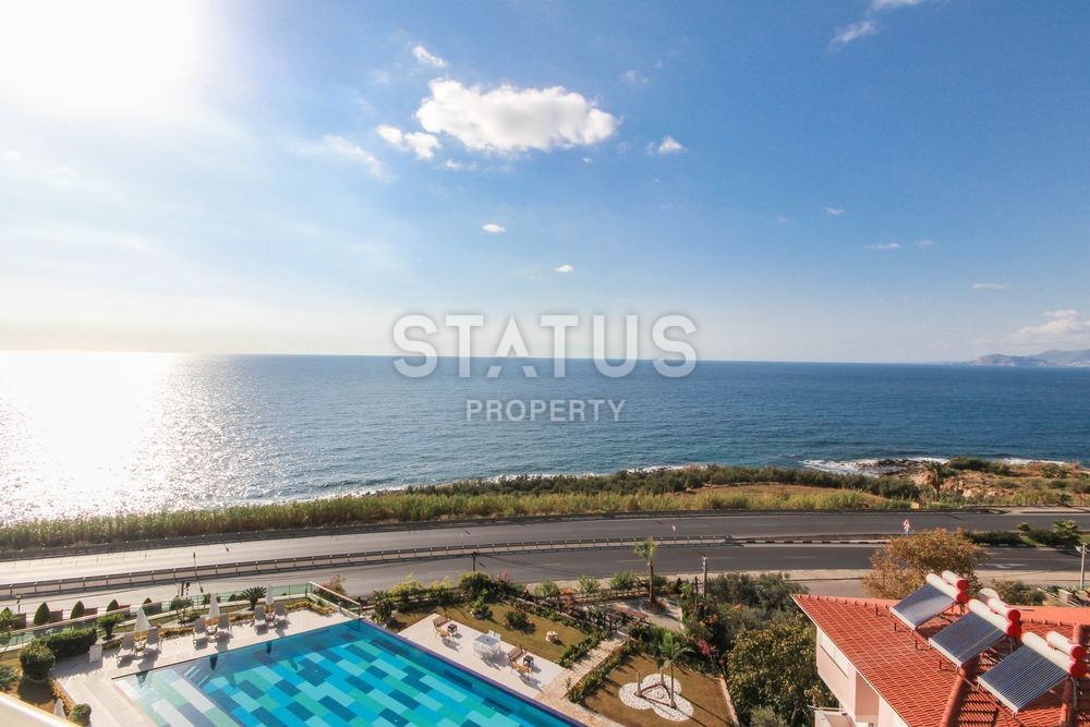 Трехкомнатная квартира с прямым видом на море на первой линии, 120 м2 фото 17