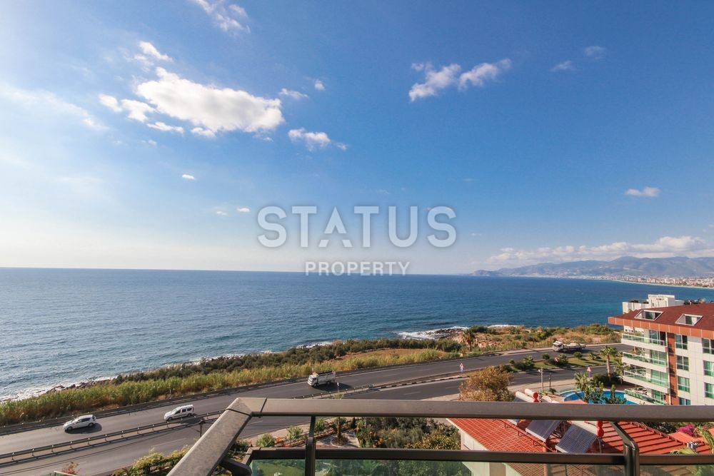 Трехкомнатная квартира с прямым видом на море на первой линии, 120 м2 фото 19