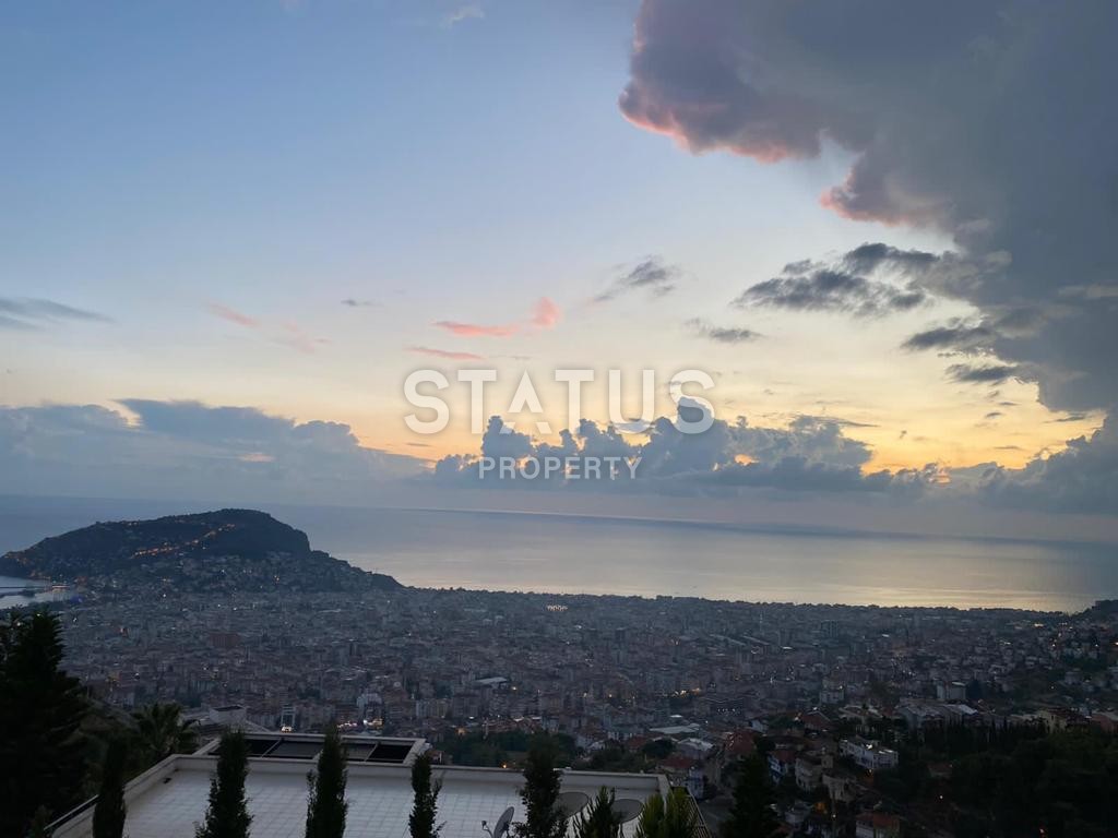 Шикарная вилла планировки 3+1, 1040м2 с собственной территорией, завораживающий вид на крепость Алании, районе Тепе фото 24