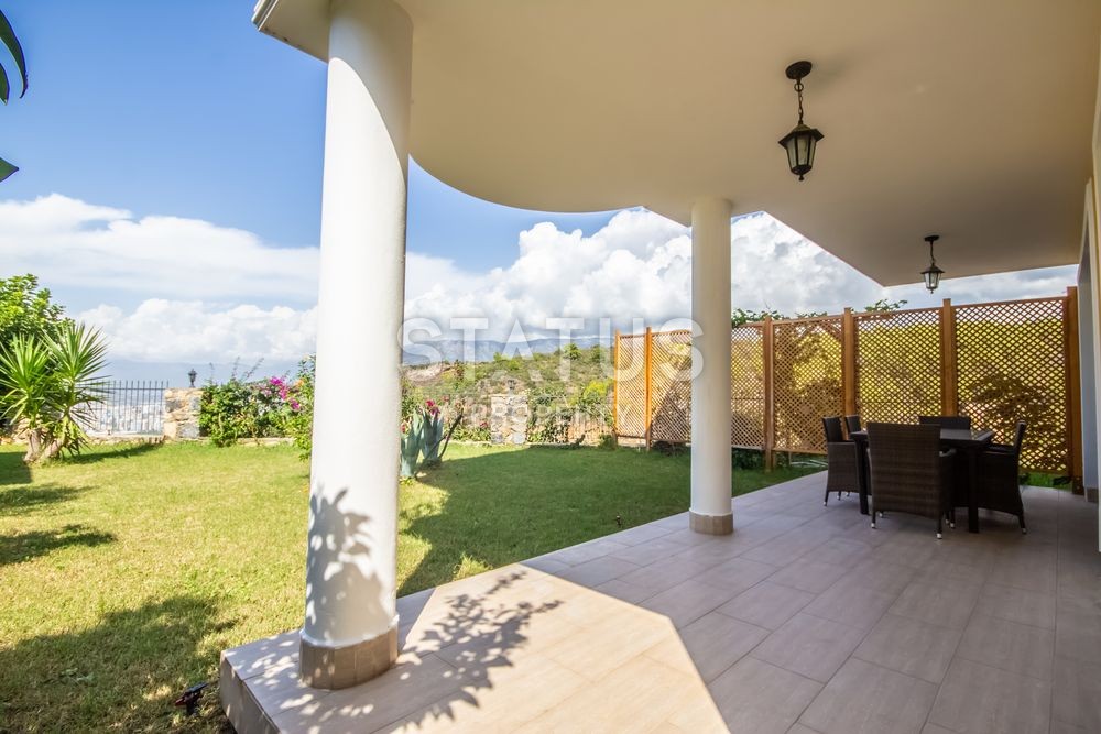 Просторная вилла 3+1 с видом на море в районе Каргыджак, 200 м2 фото 10