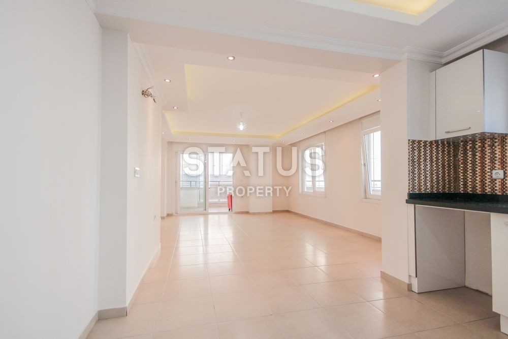 Крупнометражные апартаменты 1+1 в Махмутларе, 80 м2. фото 1