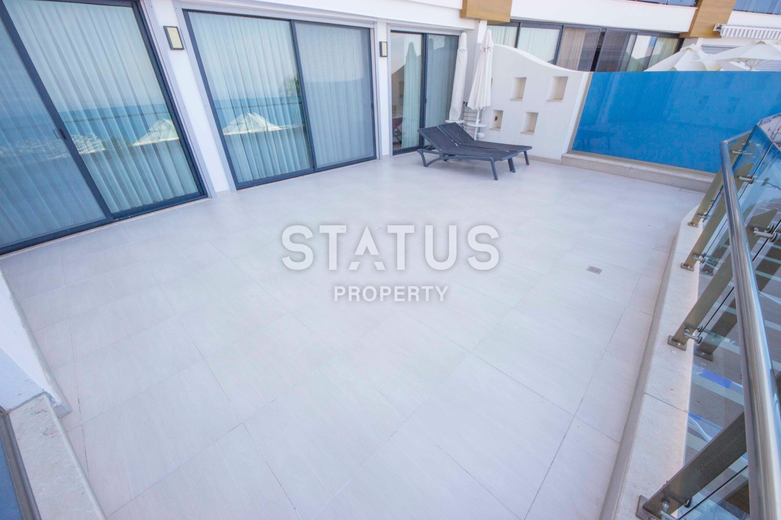 Просторная квартира планировки 2+1, 156 м 2 в комплексе класса люкс отельного типа с собственным пляжем, район Конаклы, Аланья фото 11