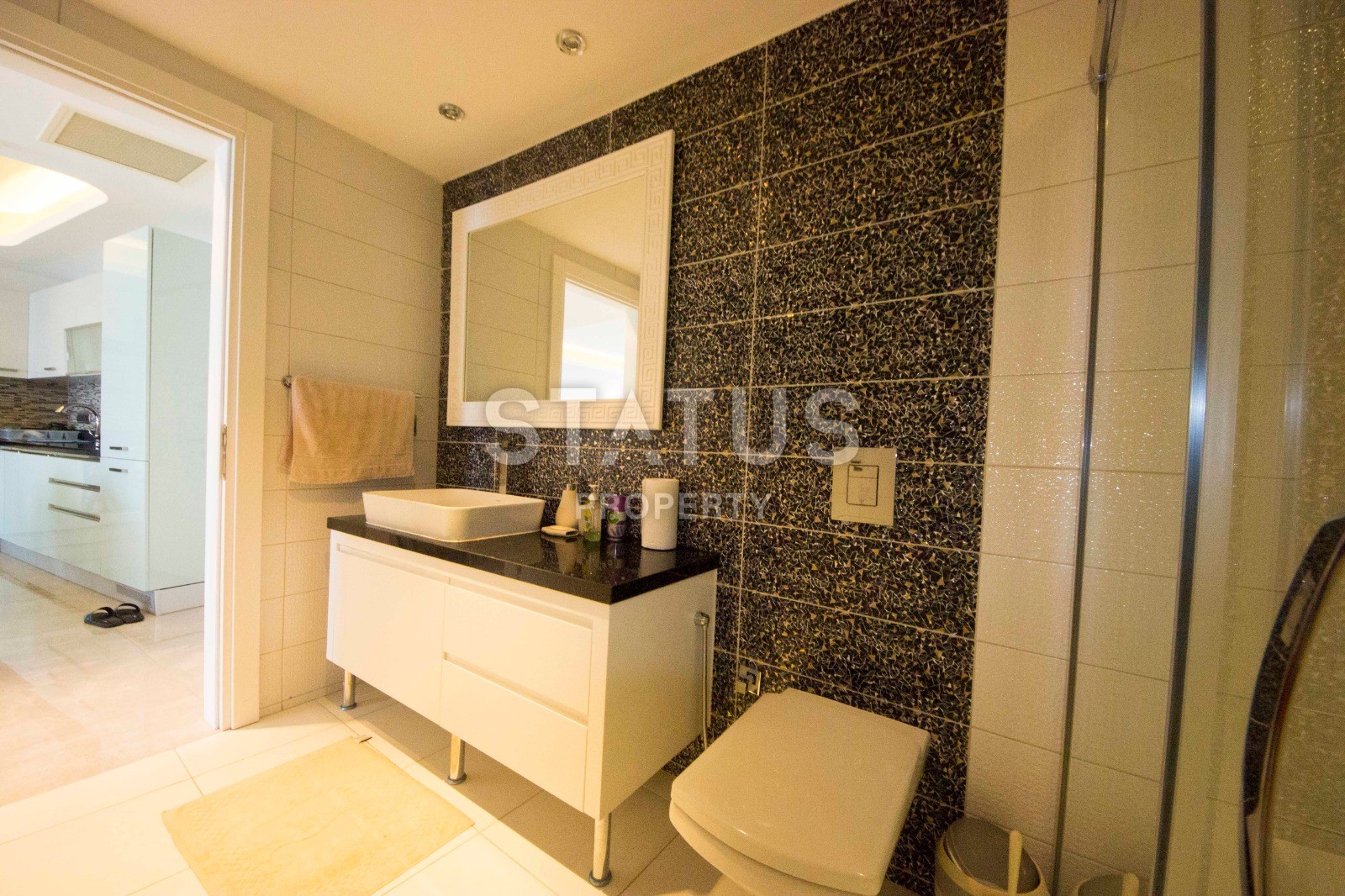 Просторная квартира планировки 2+1, 156 м 2 в комплексе класса люкс отельного типа с собственным пляжем, район Конаклы, Аланья фото 26