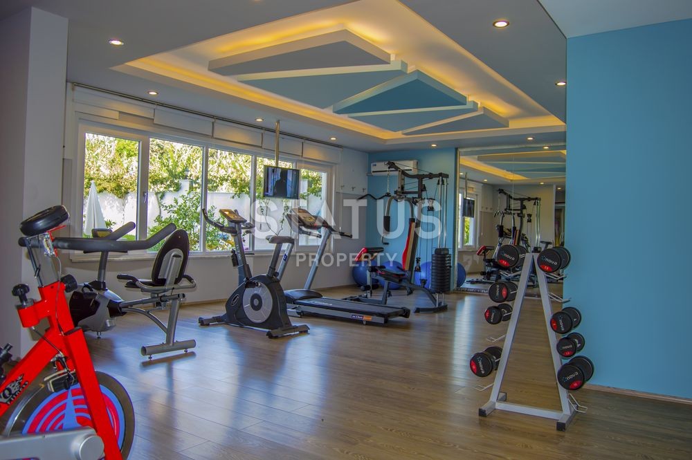 Апартаменты 1+1 с прекрасным видом на исторический город Наула и море, 75 м2. Махмутлар , Алания. фото 4