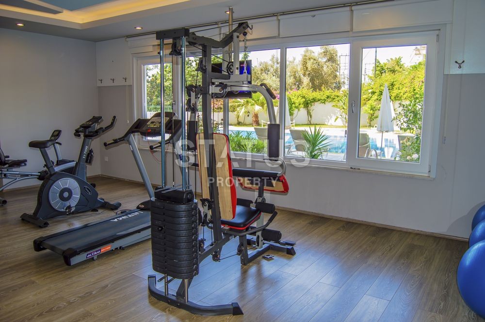 Апартаменты 1+1 с прекрасным видом на исторический город Наула и море, 75 м2. Махмутлар , Алания. фото 6