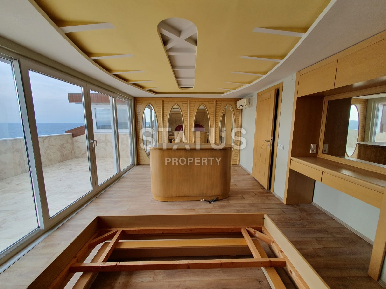 Двух уровневые апартаменты 4+1 с прямым видом на море, 220 м2. Кестель, Алания фото 22