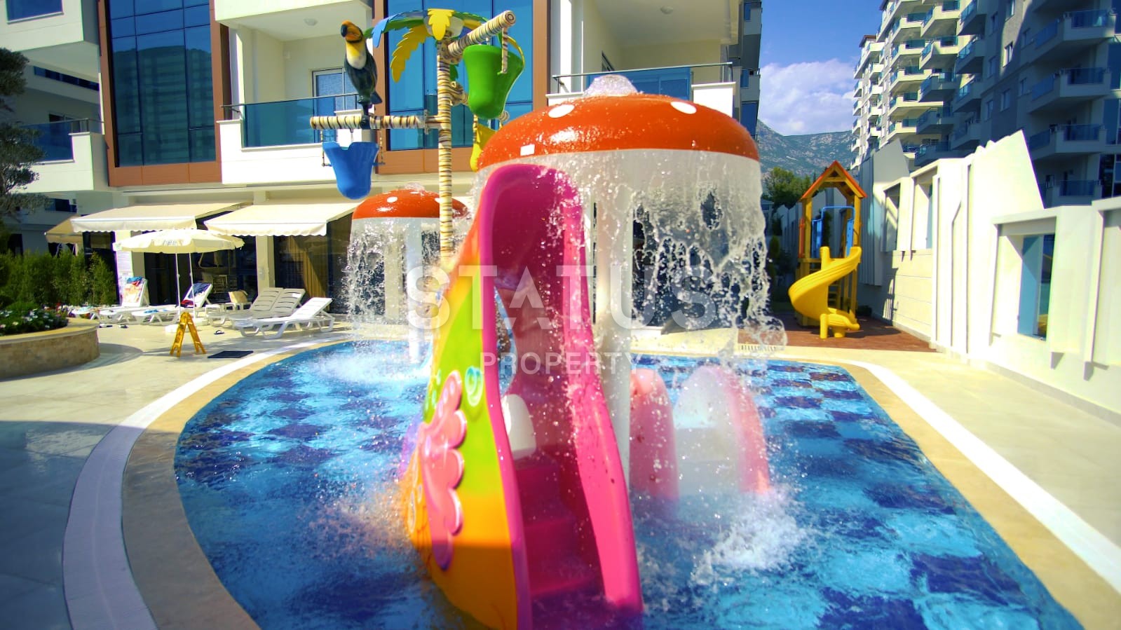 Трехкомнатная квартира в элитном комплексе, 110 м2 фото 3