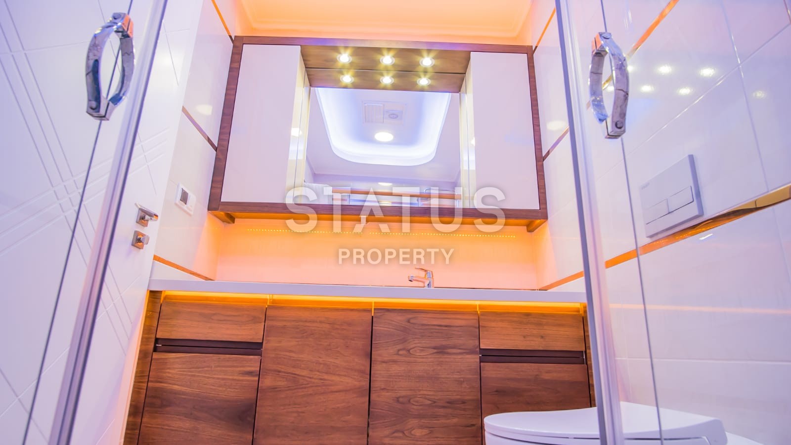 Трехкомнатная квартира в элитном комплексе, 110 м2 фото 25