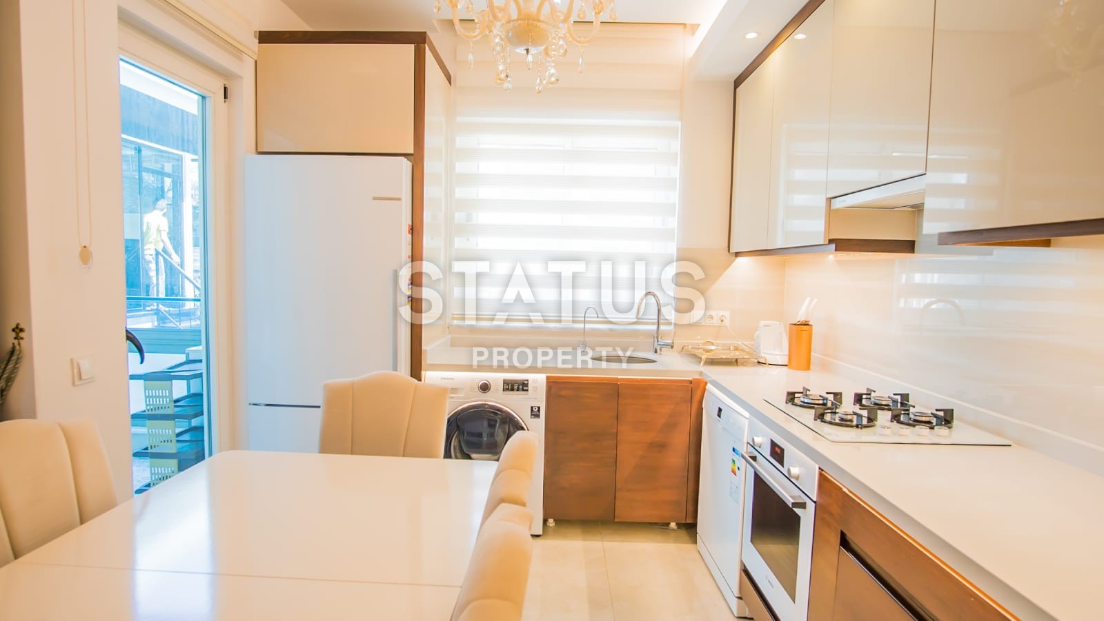 Трехкомнатная квартира в элитном комплексе, 110 м2 фото 31