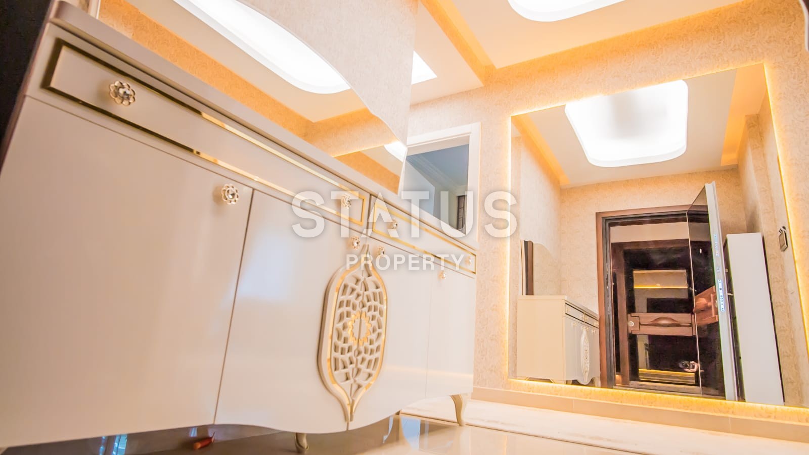 Трехкомнатная квартира в элитном комплексе, 110 м2 фото 38