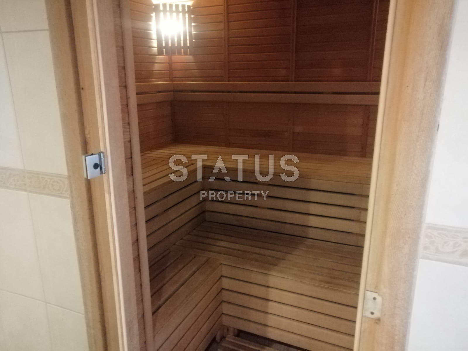 Duplex layout 4+1 overlooking the sea, castle and mountains, 280 m2. Mahmutlar, Alanya. фото 9