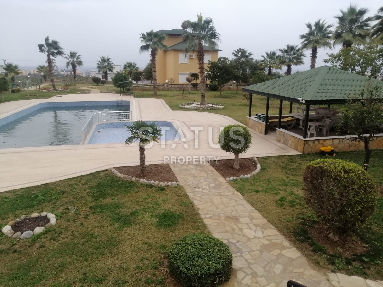 Duplex layout 4+1 overlooking the sea, castle and mountains, 280 m2. Mahmutlar, Alanya. фото 24