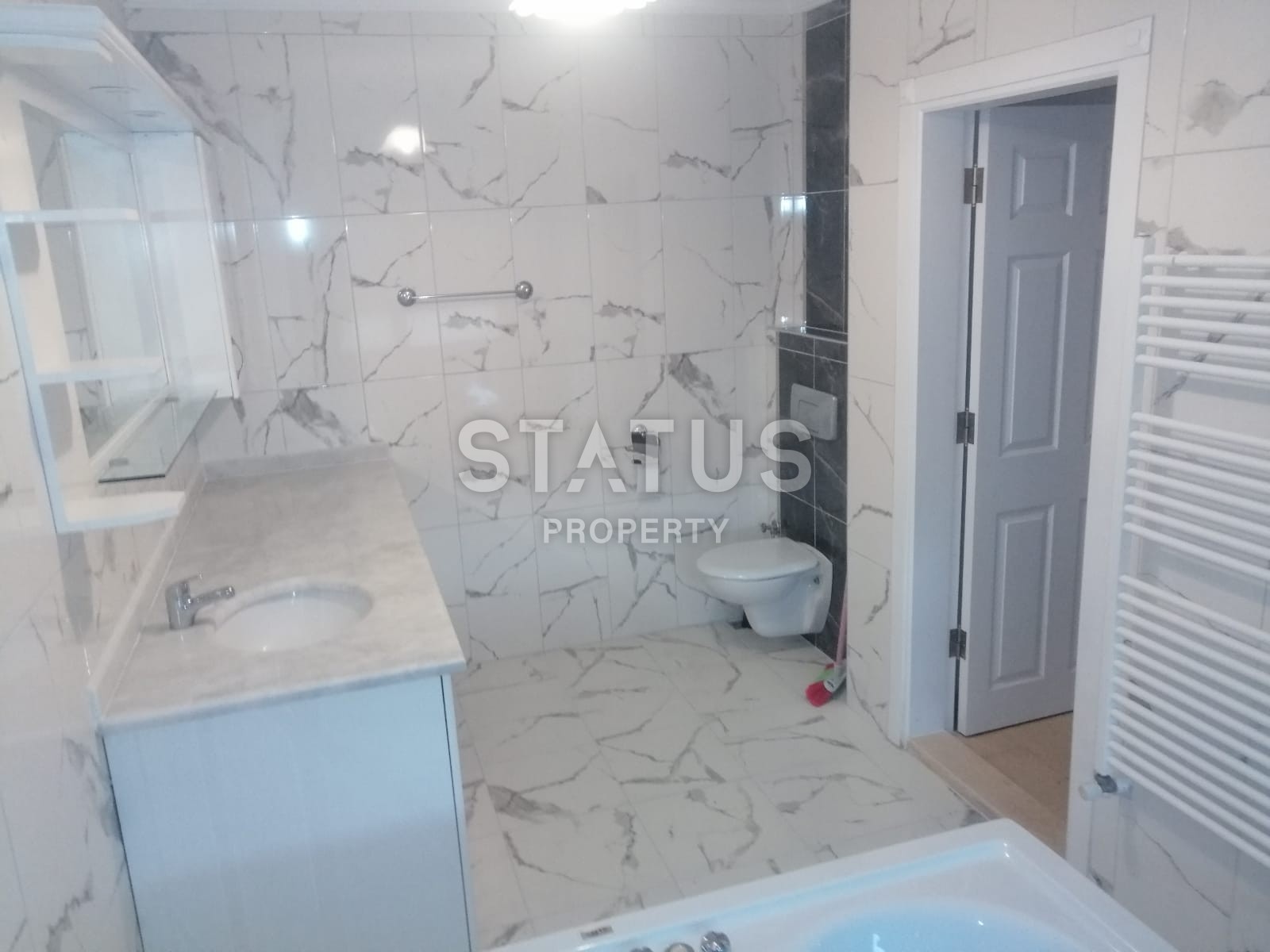 Duplex layout 4+1 overlooking the sea, castle and mountains, 280 m2. Mahmutlar, Alanya. фото 53