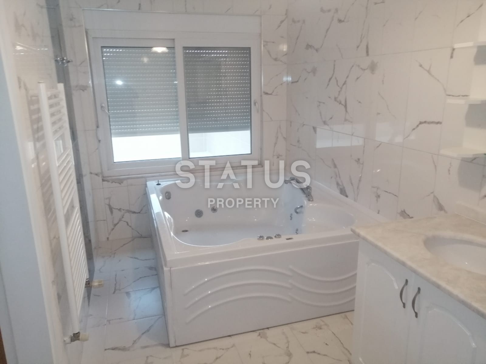 Duplex layout 4+1 overlooking the sea, castle and mountains, 280 m2. Mahmutlar, Alanya. фото 58