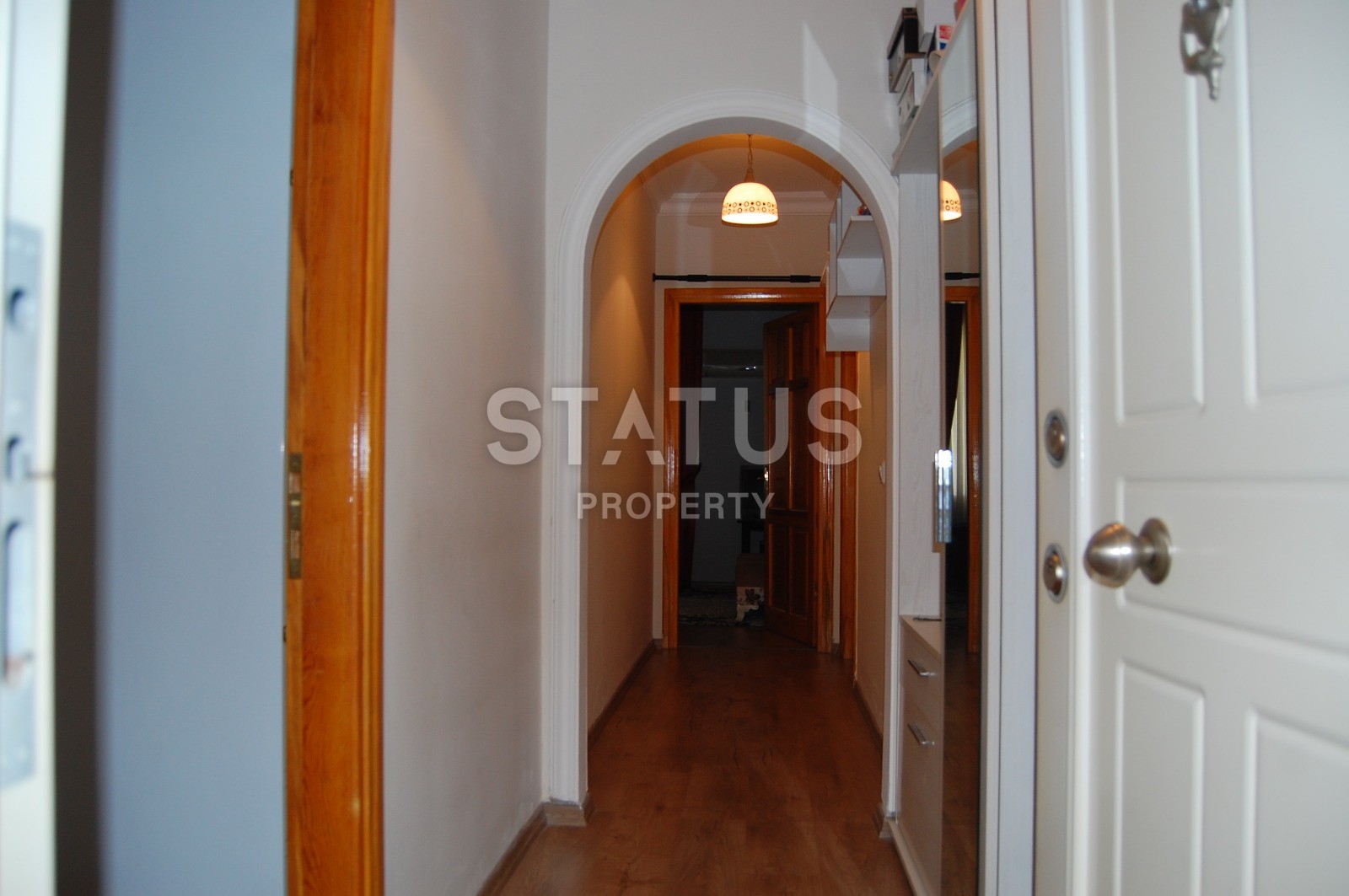 Просторная меблированная квартира рядом с набережной в Обе, 135м2 фото 9