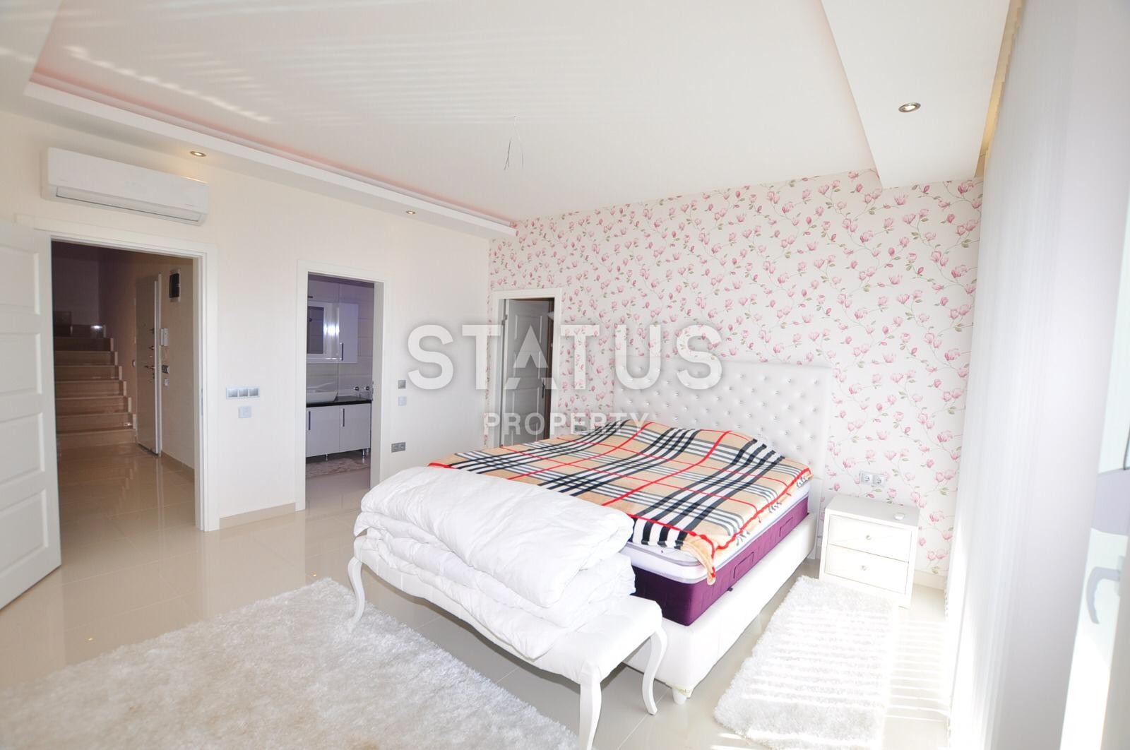 Двух уровневые апартаменты 5+1 с видом на море в Махмутларе, 387 м2. фото 16