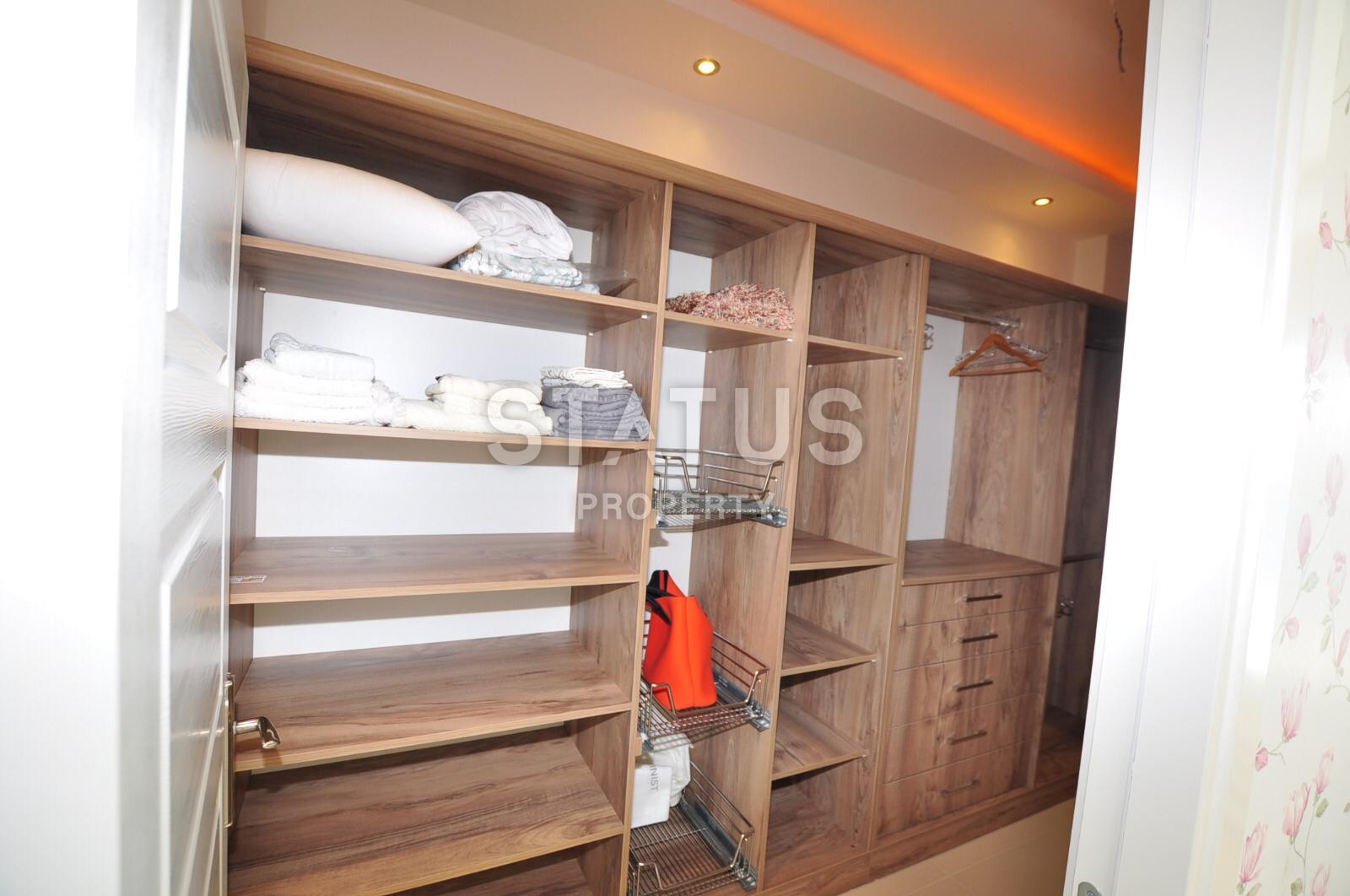 Двух уровневые апартаменты 5+1 с видом на море в Махмутларе, 387 м2. фото 19