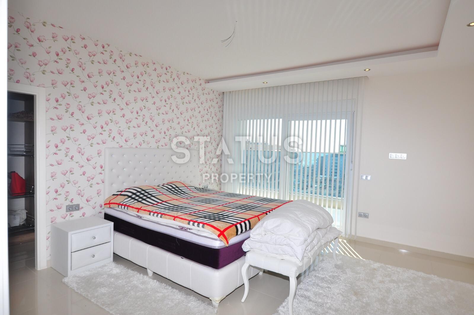 Двух уровневые апартаменты 5+1 с видом на море в Махмутларе, 387 м2. фото 20