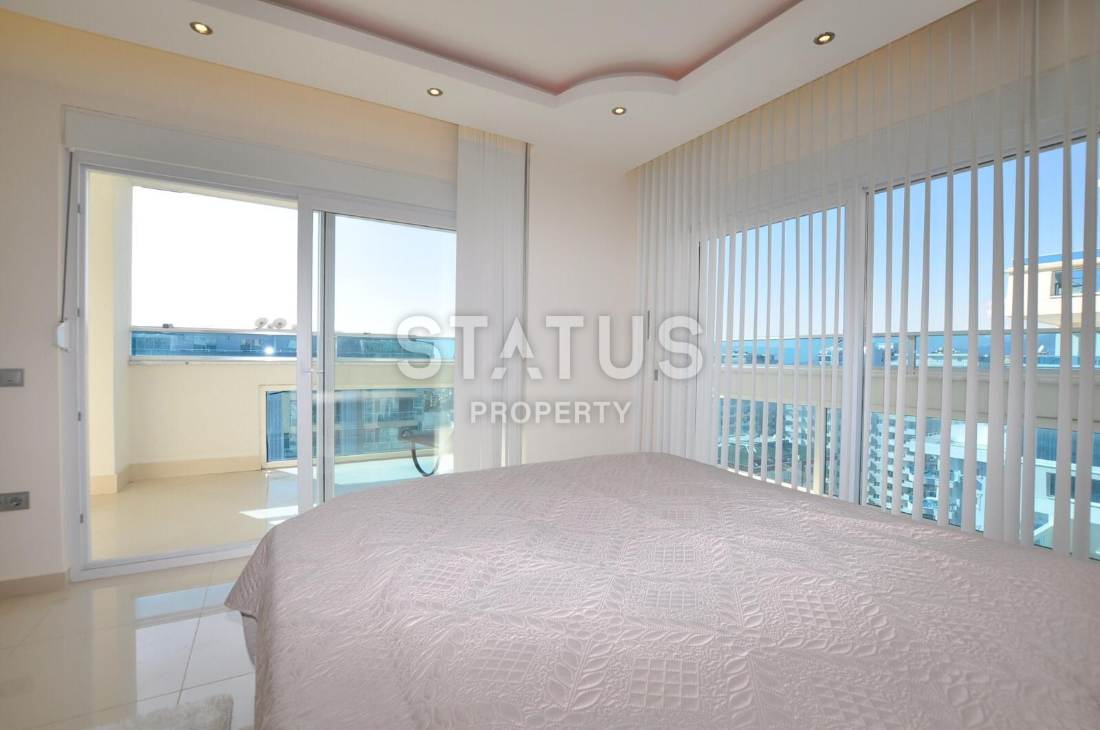 Двух уровневые апартаменты 5+1 с видом на море в Махмутларе, 387 м2. фото 21