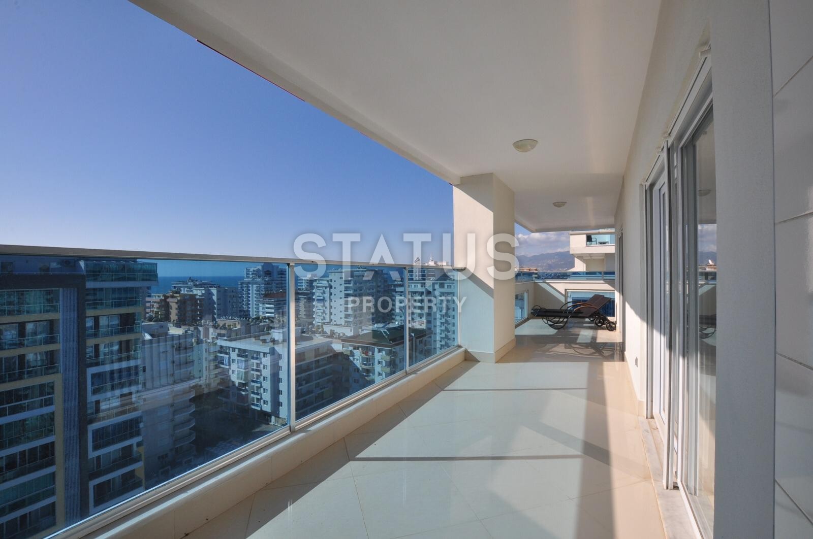 Двух уровневые апартаменты 5+1 с видом на море в Махмутларе, 387 м2. фото 26