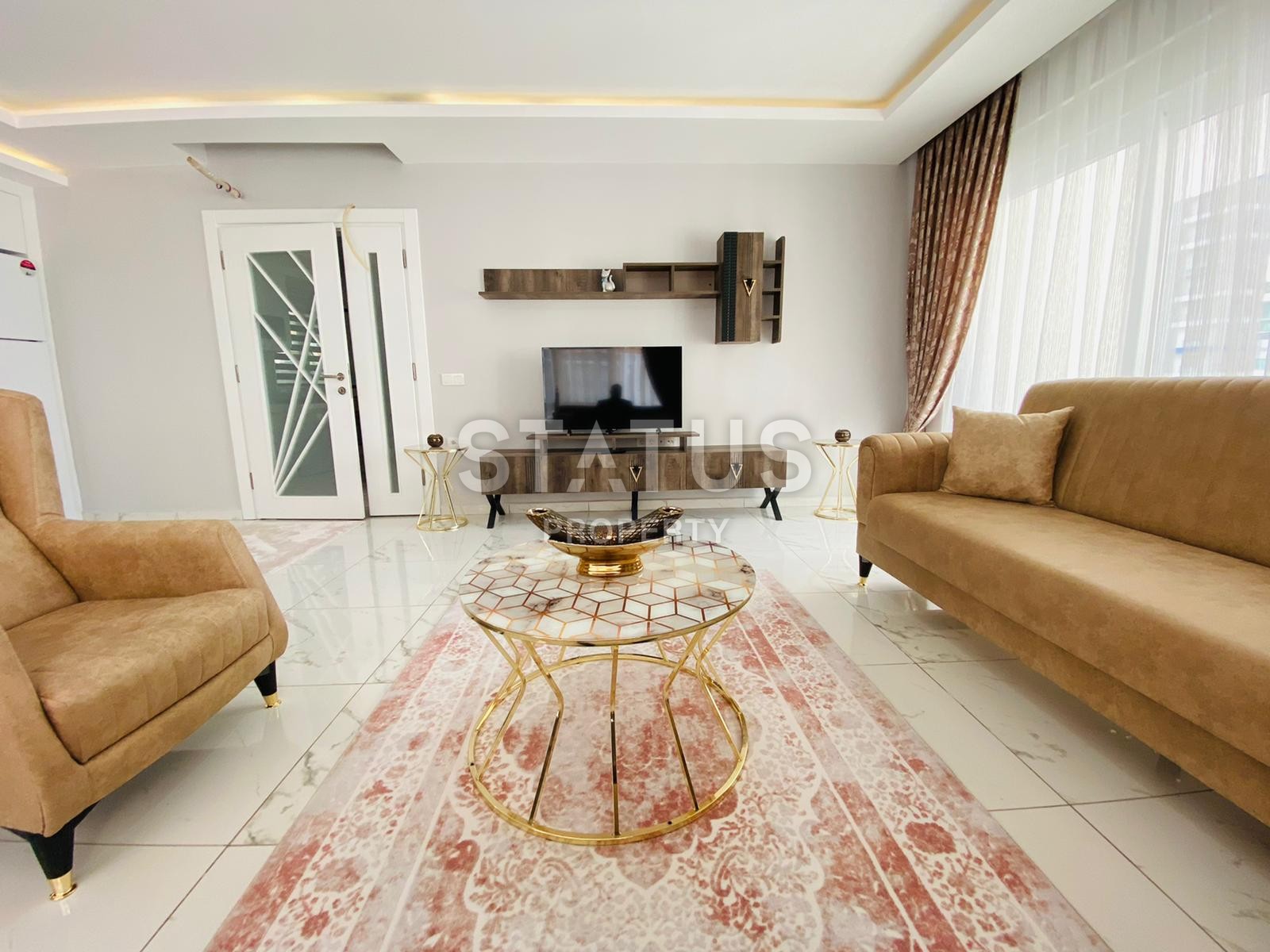 Трехкомнатная квартира с мебелью с большой террасой, 120 м2 фото 3