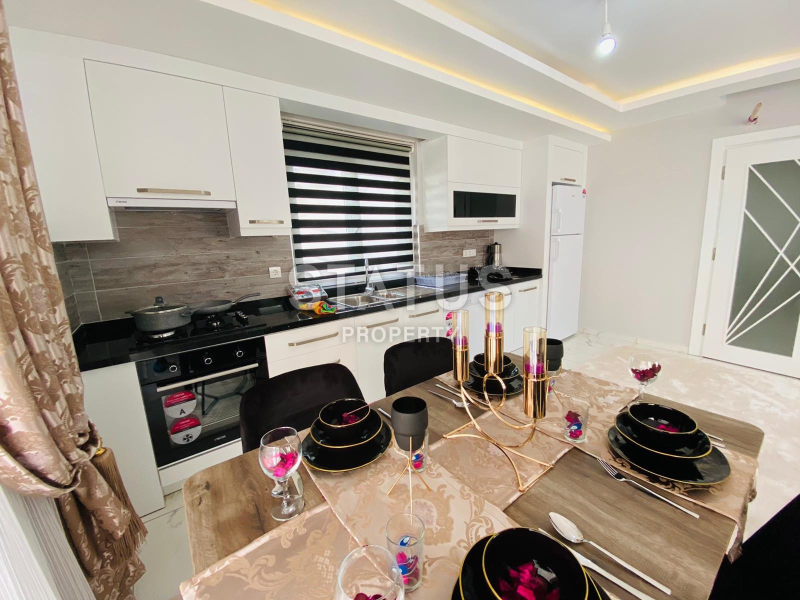 Трехкомнатная квартира с мебелью с большой террасой, 120 м2 фото 7